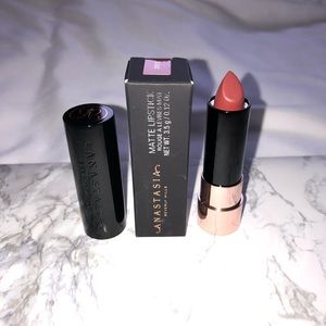 Anastasia Beverly Hills Matte Lipstick Stevie